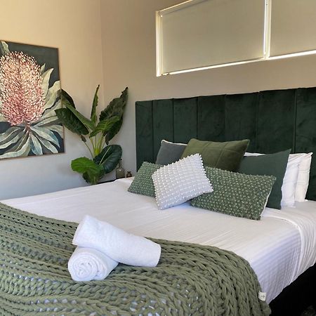 Fremantle Boutique Accommodation - Maand Up Екстериор снимка