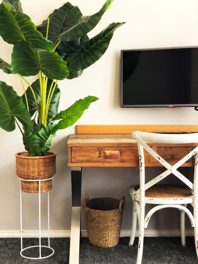 Fremantle Boutique Accommodation - Maand Up Екстериор снимка