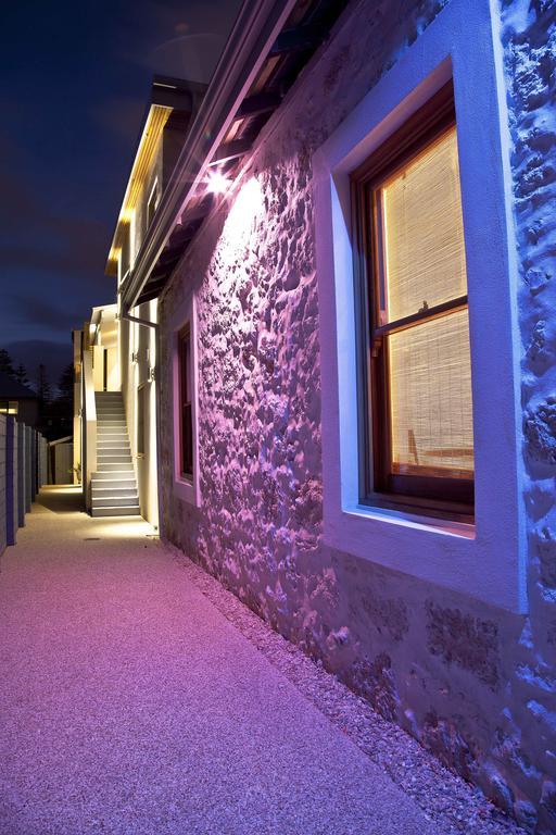 Fremantle Boutique Accommodation - Maand Up Екстериор снимка