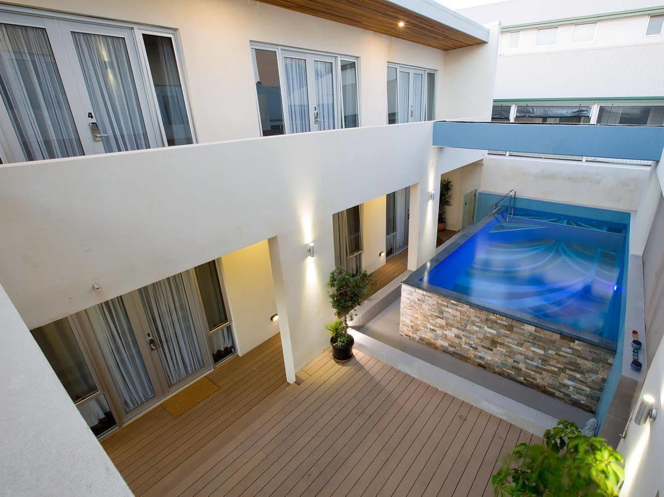 Fremantle Boutique Accommodation - Maand Up Екстериор снимка
